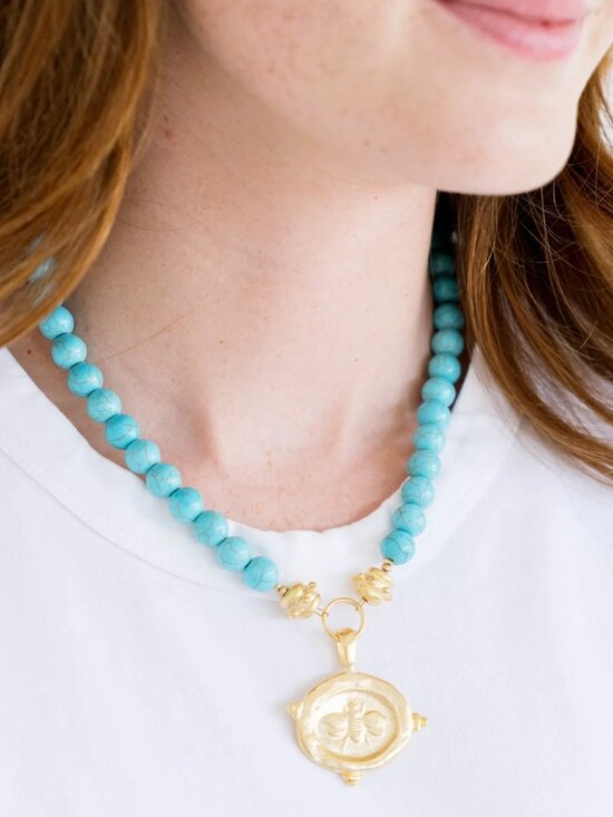 Susan Shaw Jewelry - Susan Shaw Bee Intaglio Stone Necklace